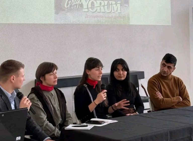 GRUP YORUM провела кинопоказ своего документального фильма о Донбассе в Минске