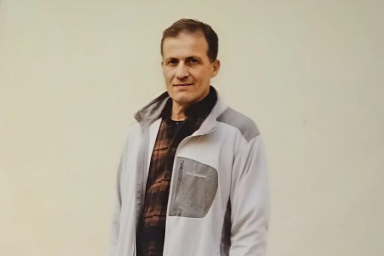 Турецкий политзаключенный Фикрет Акар о депортации в тюрьму-колодец строгого режима