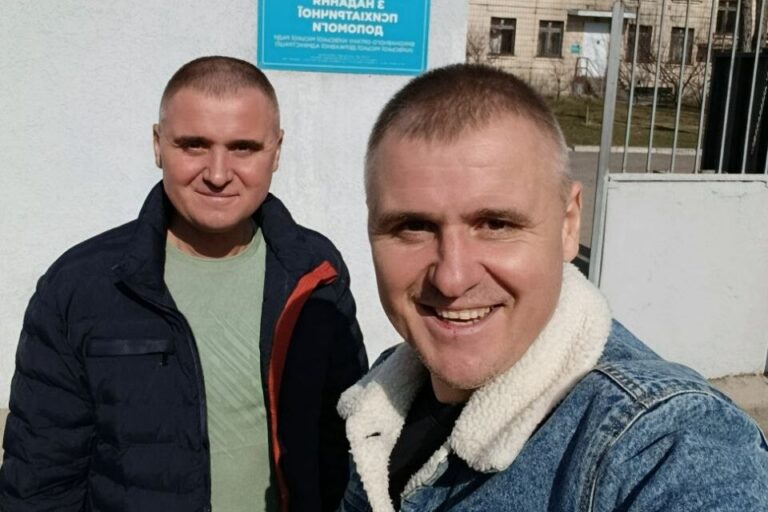 «Лучше смерть, чем бесчестье!» Братья Кононовичи ответили политзаключенному из Турции на его письмо